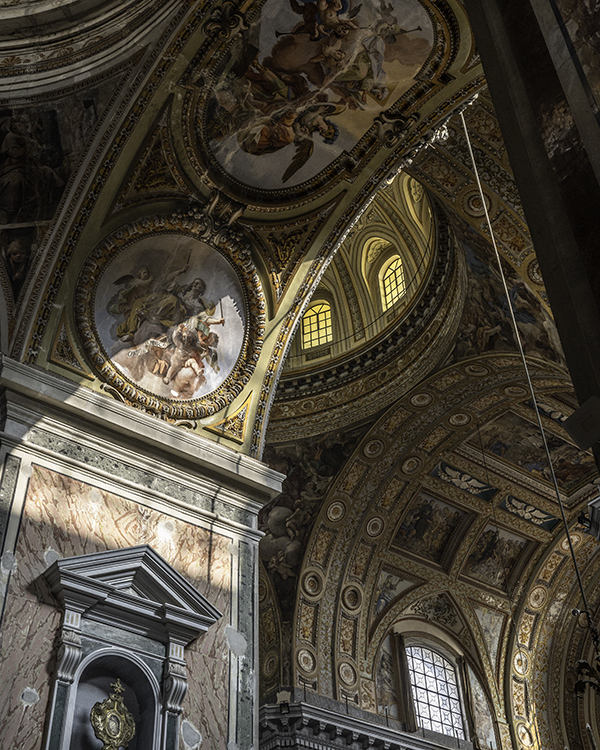 Naples is a city of beautiful churches, Travels in Italy, Marcus Travel Journal, mytravellinglens.com
